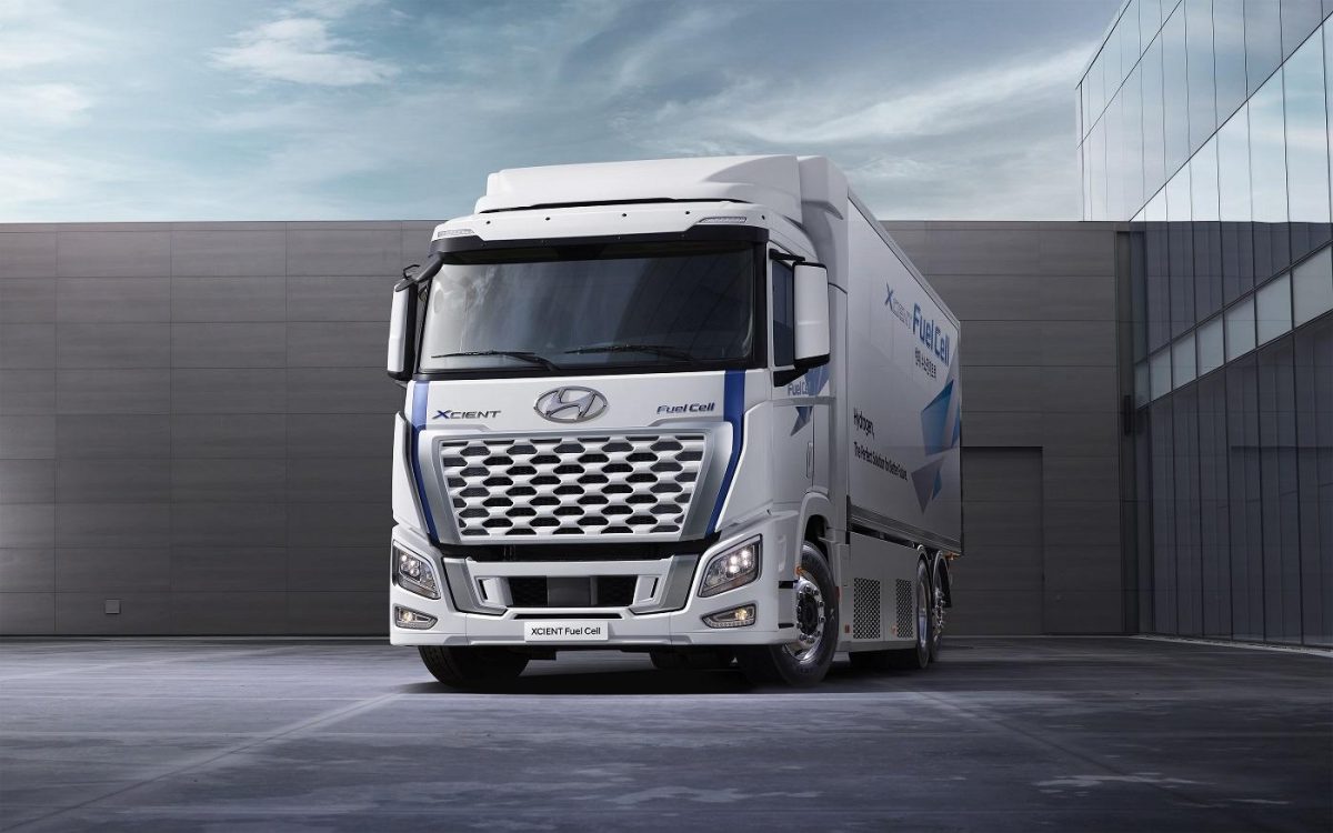 Hyundai XCient Fuel Cell 2021
