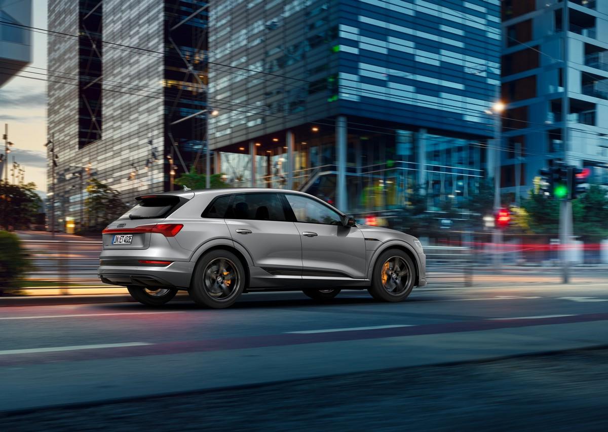 Audi e-tron 2022