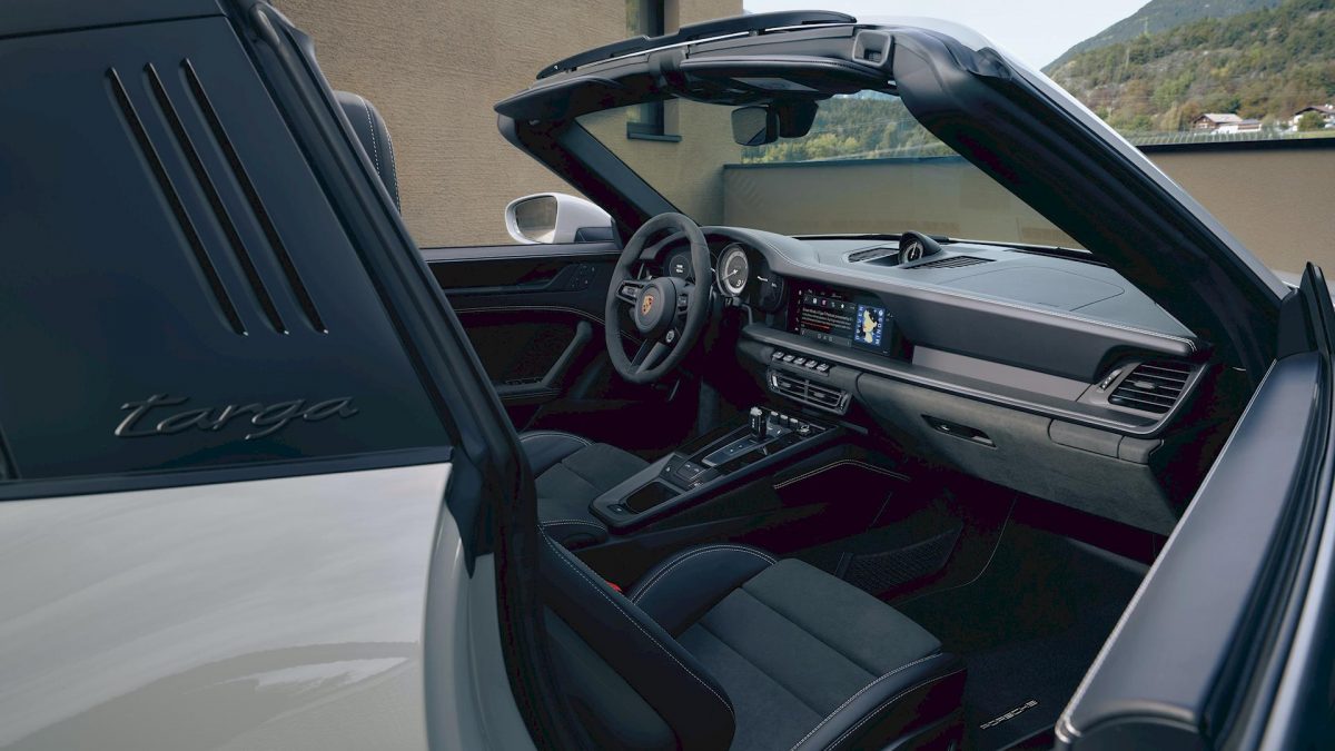 Porsche 911 GTS