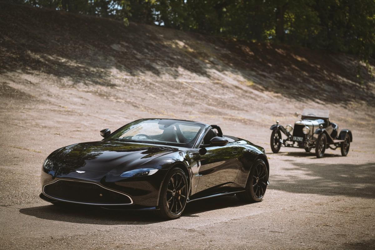 Q by Aston Martin Vantage Roadster
