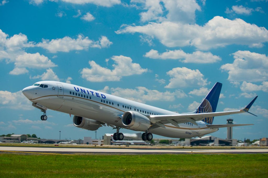 united airlines boeing 737