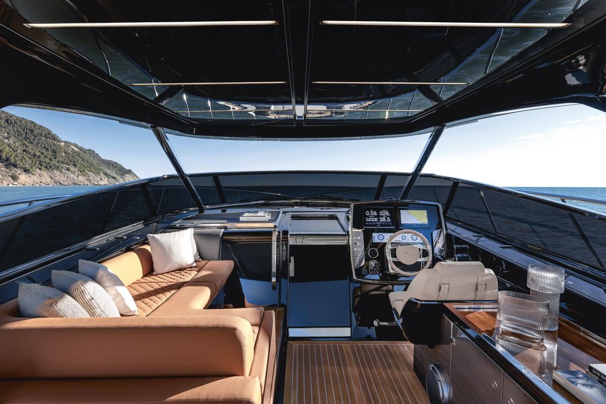 Riva 56 Rivale Hard Top