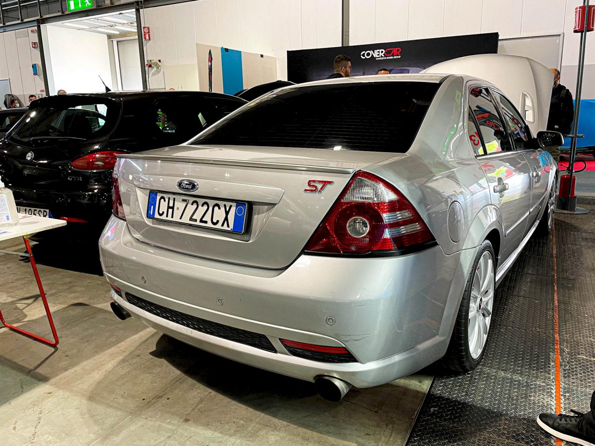Ford Mondeo ST
