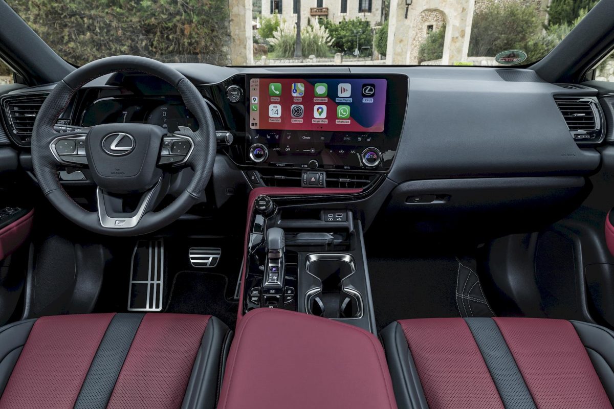 Nuova Lexus NX