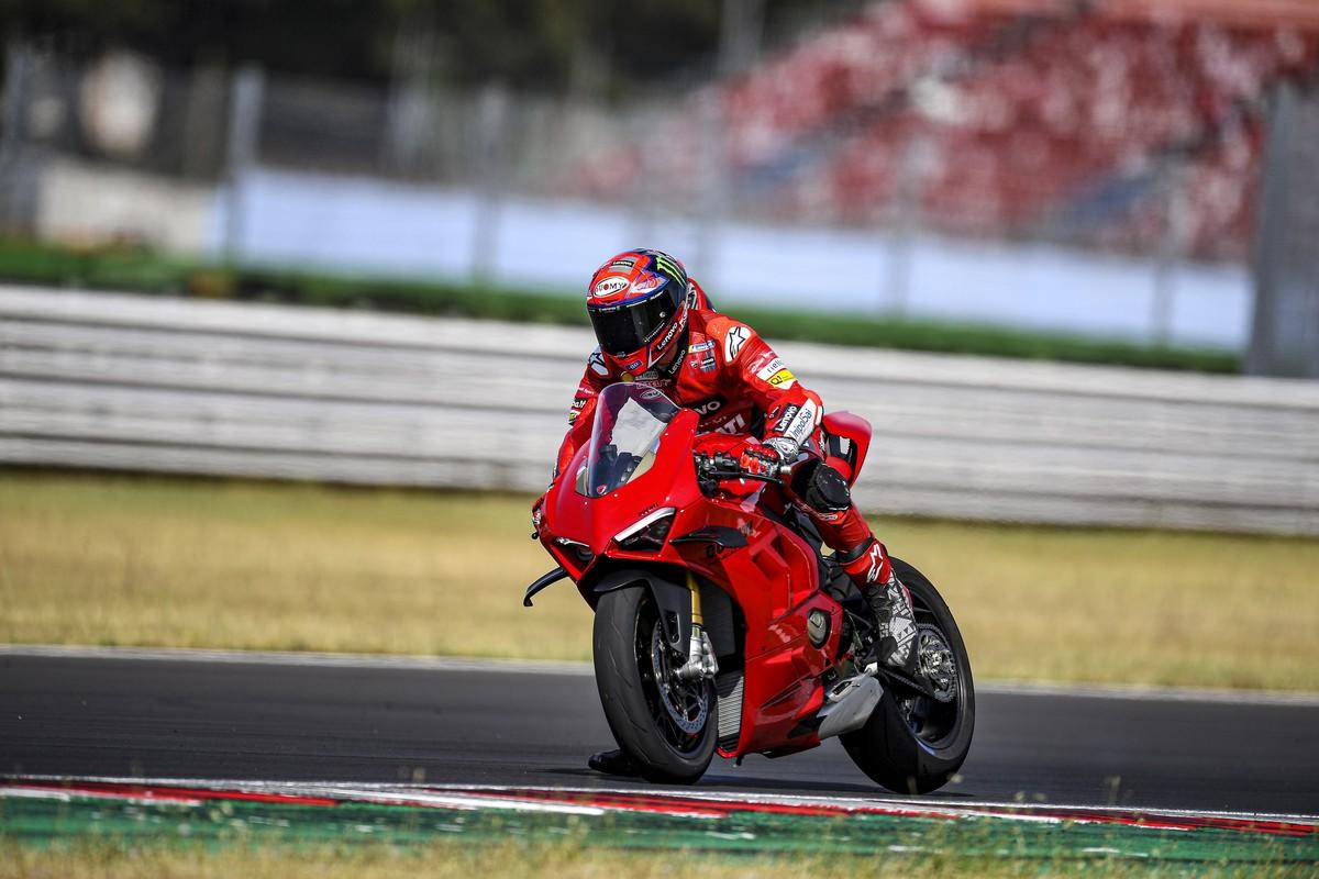 Ducati Panigale V4 2022