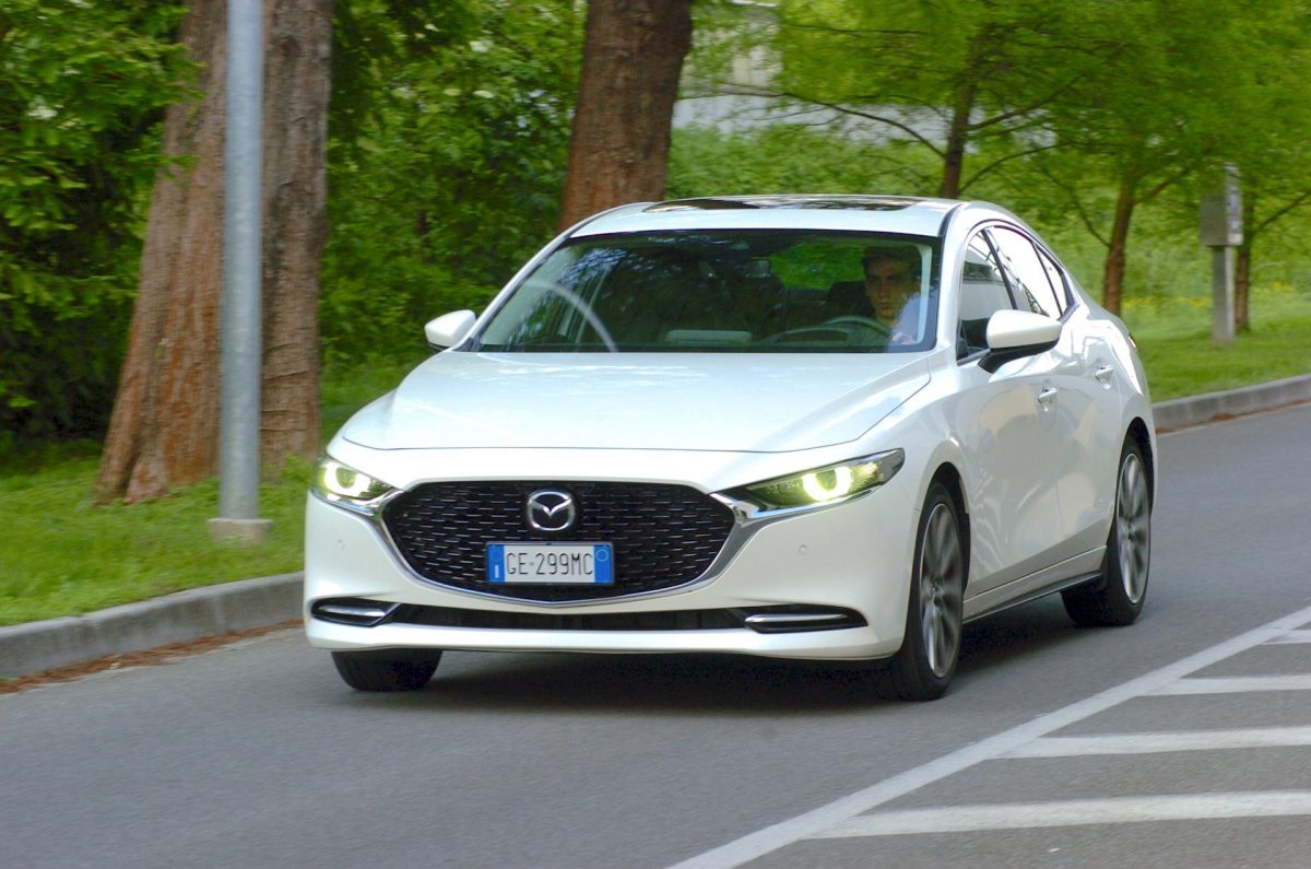  mazda3