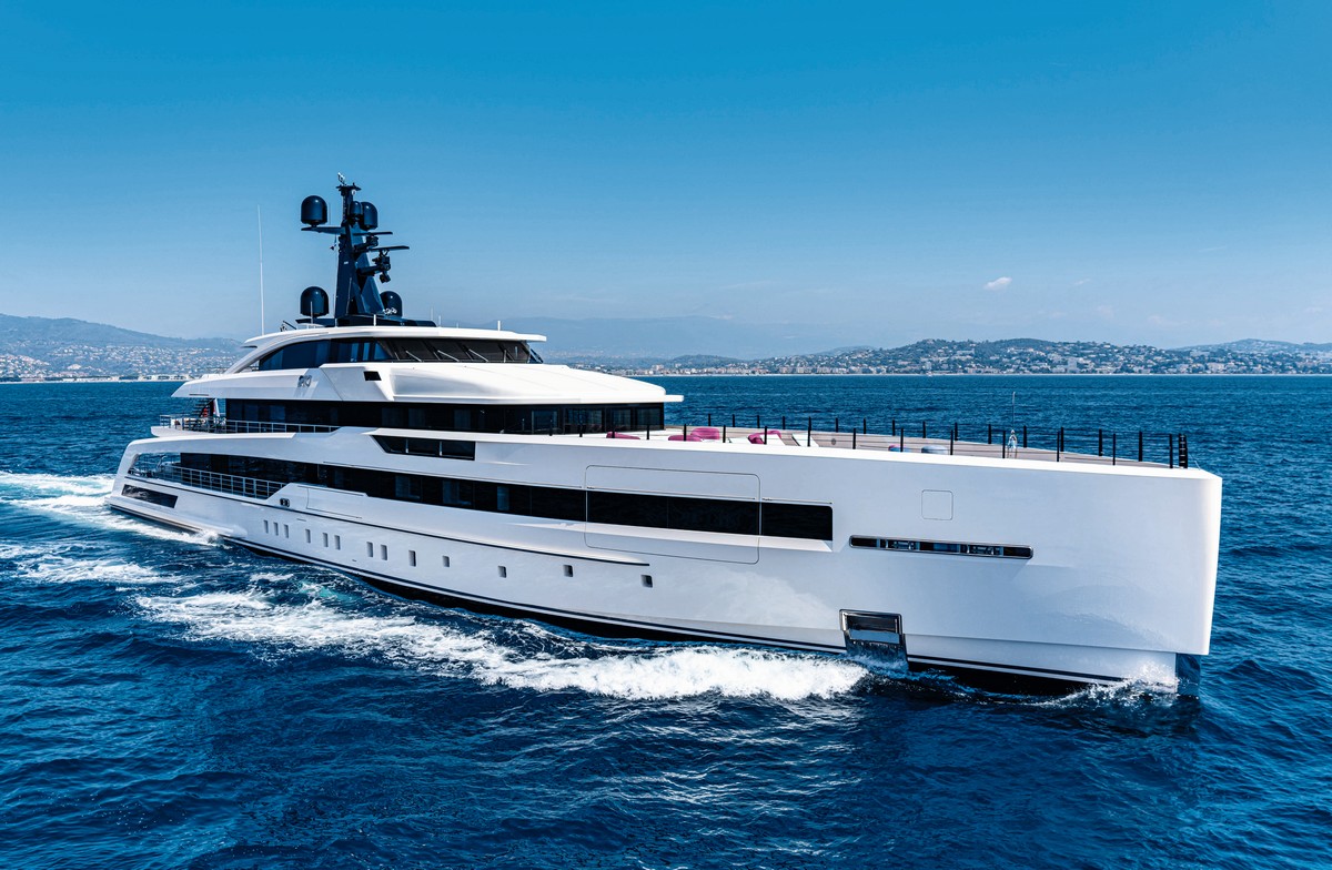 CRN Yacht My Rio