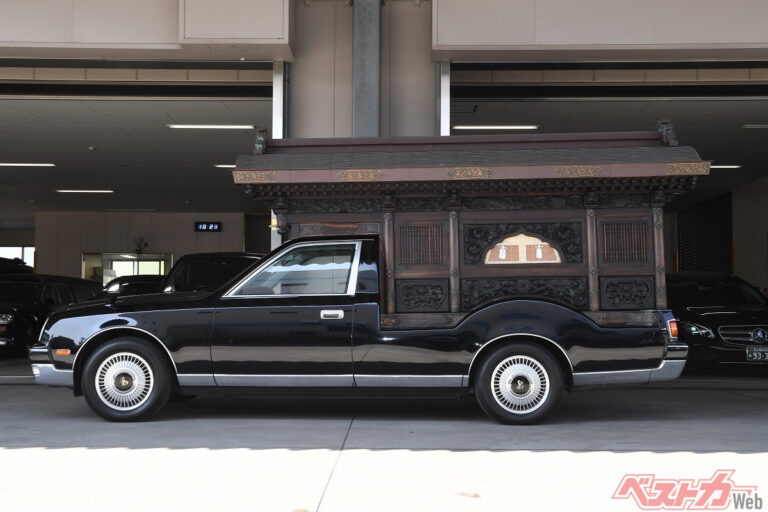 carro funebre giapponese