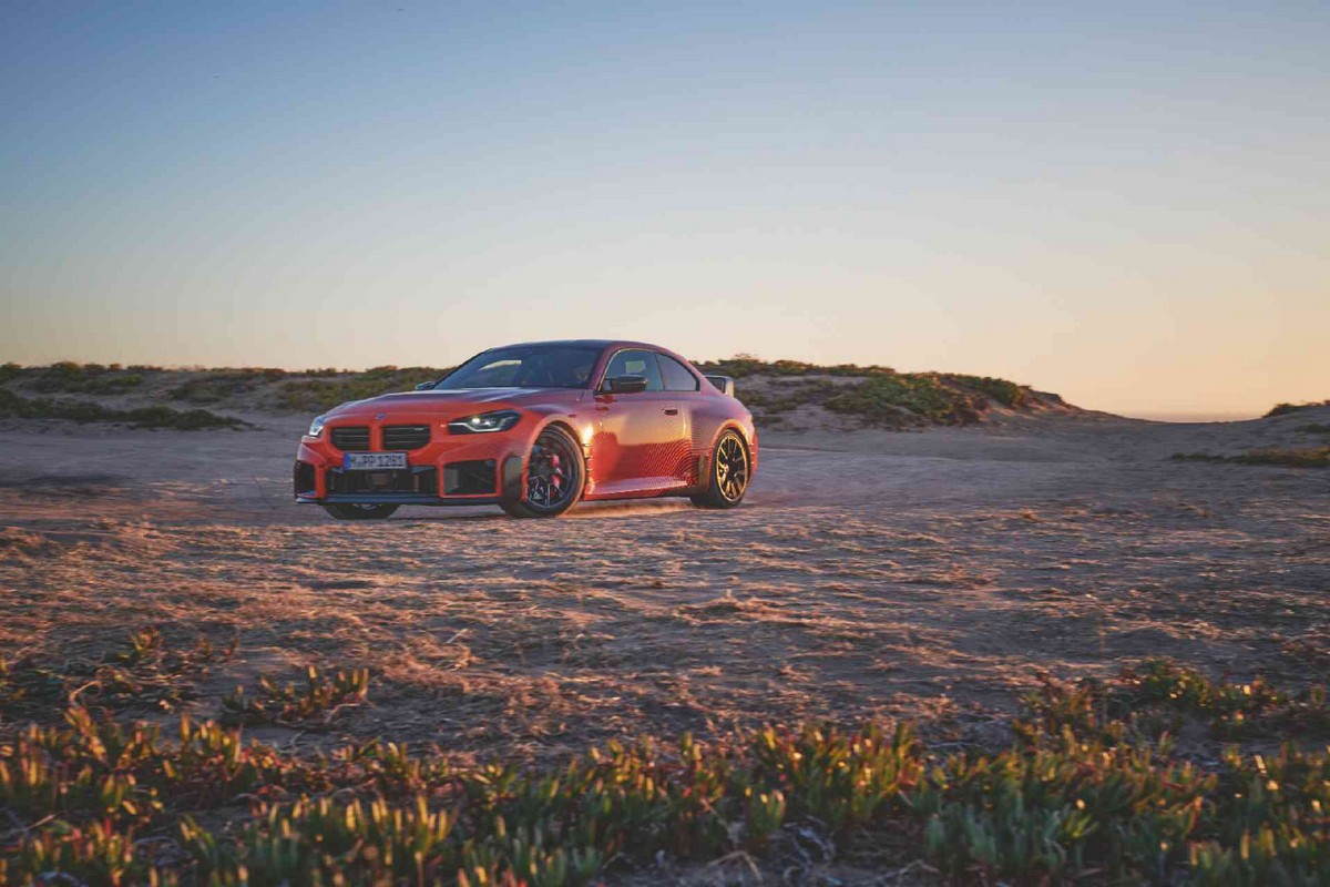 BMW M2 con M Performance Parts