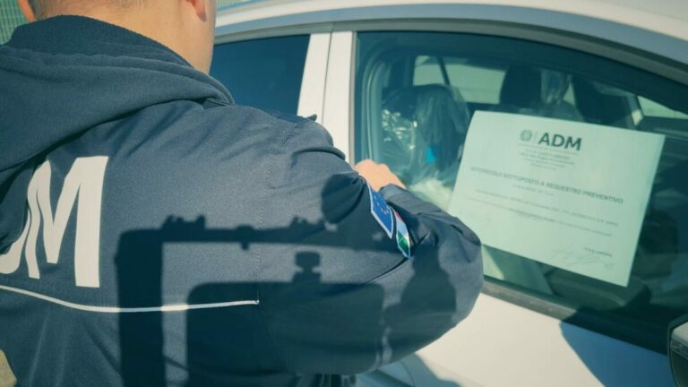 auto elettriche sequestrate