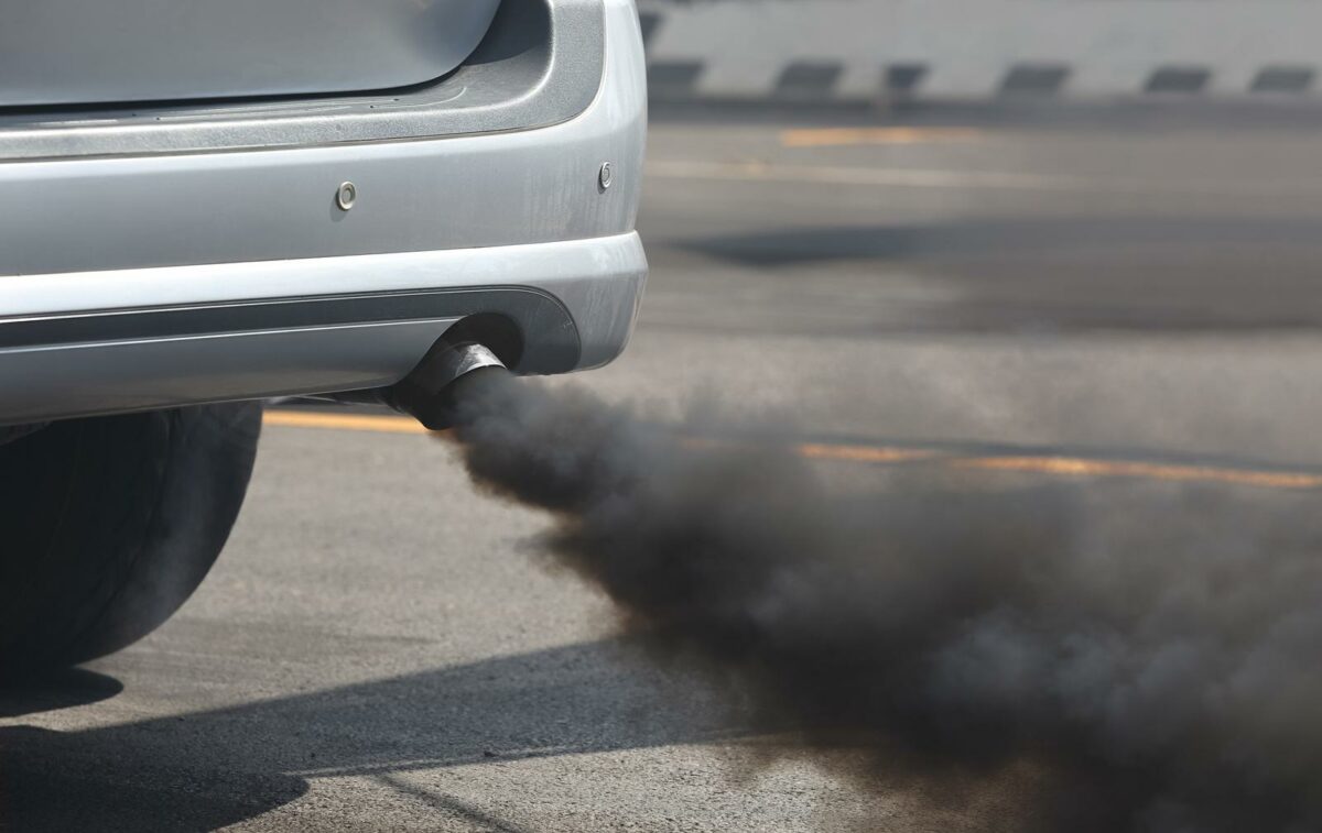 inquinamento traffico smog