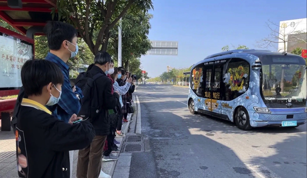 weride bus guida autonoma
