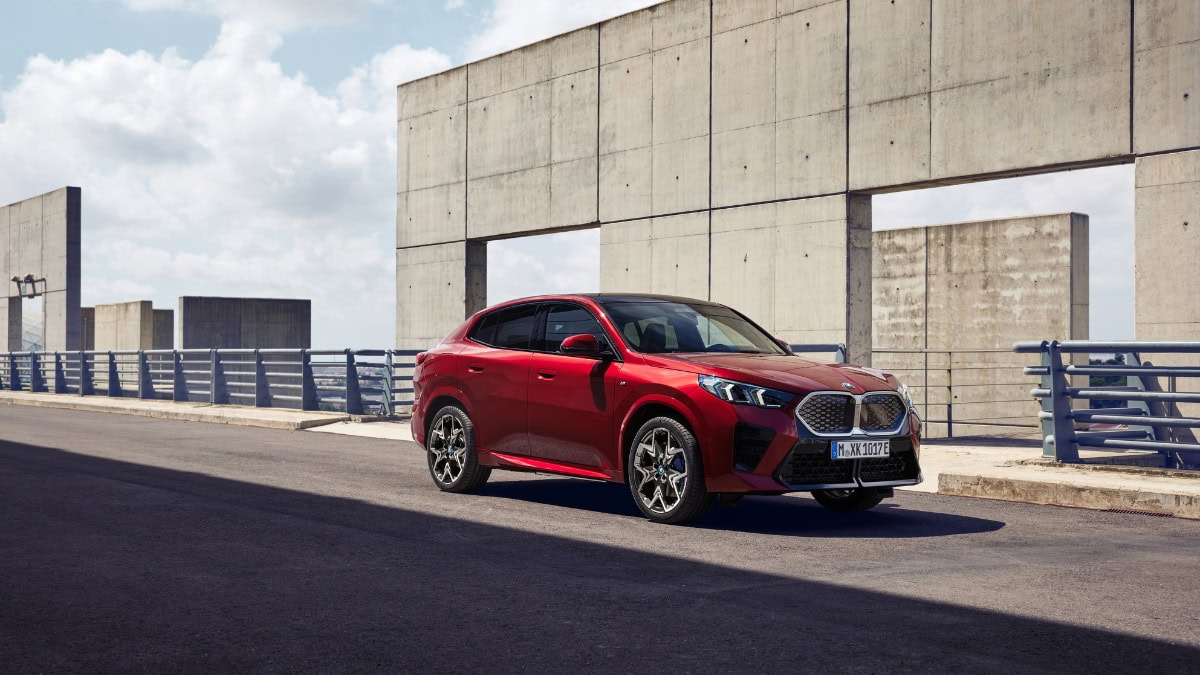 BMW iX2