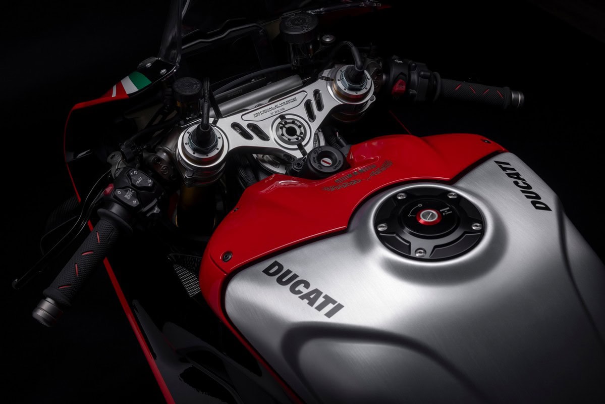 Ducati Panigale V4 SP2 30 Anniversario 916