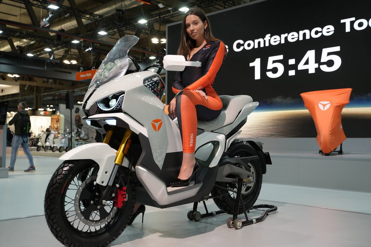 Eicma Girls 2023