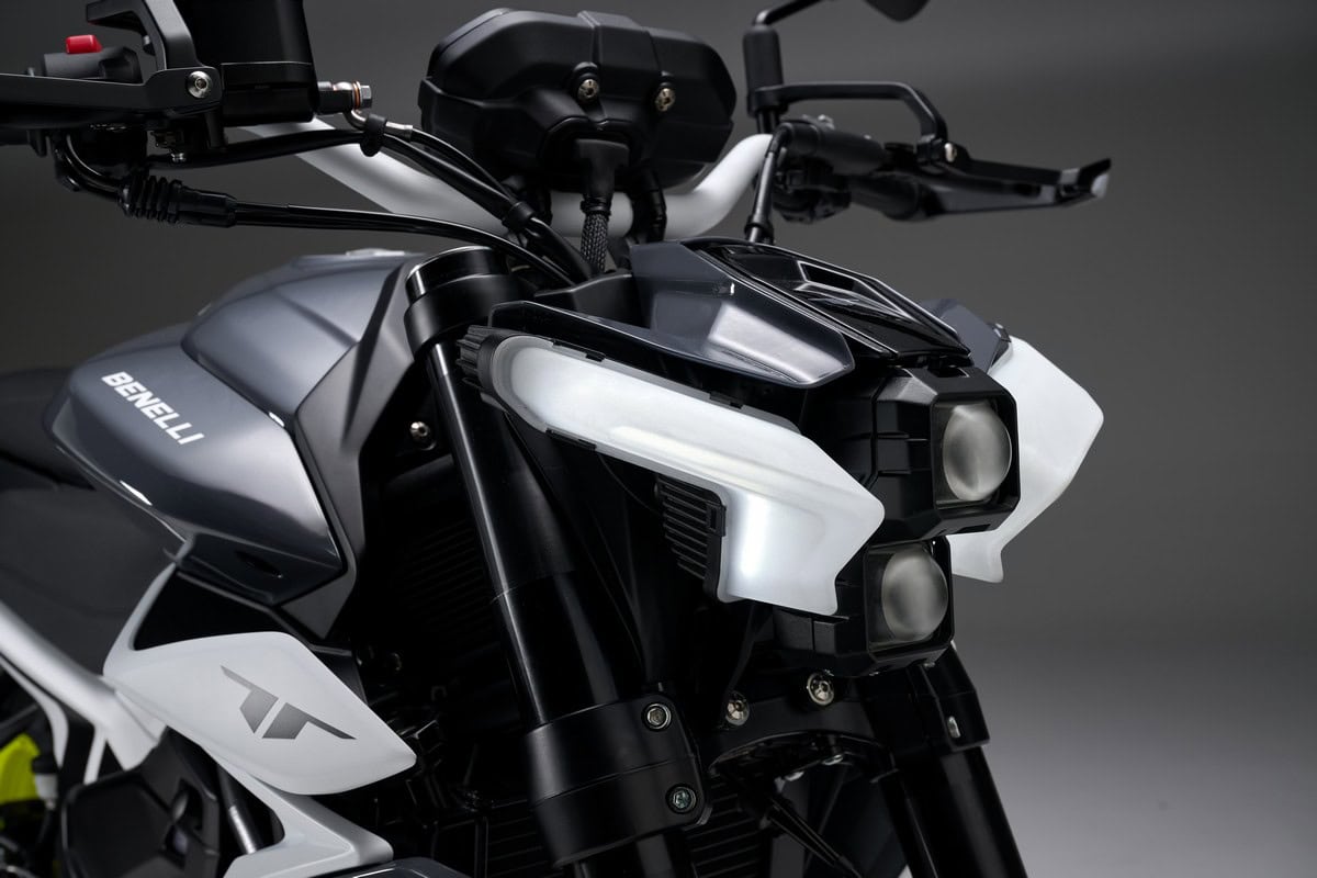 Benelli Tornado Naked Twin 500 2024