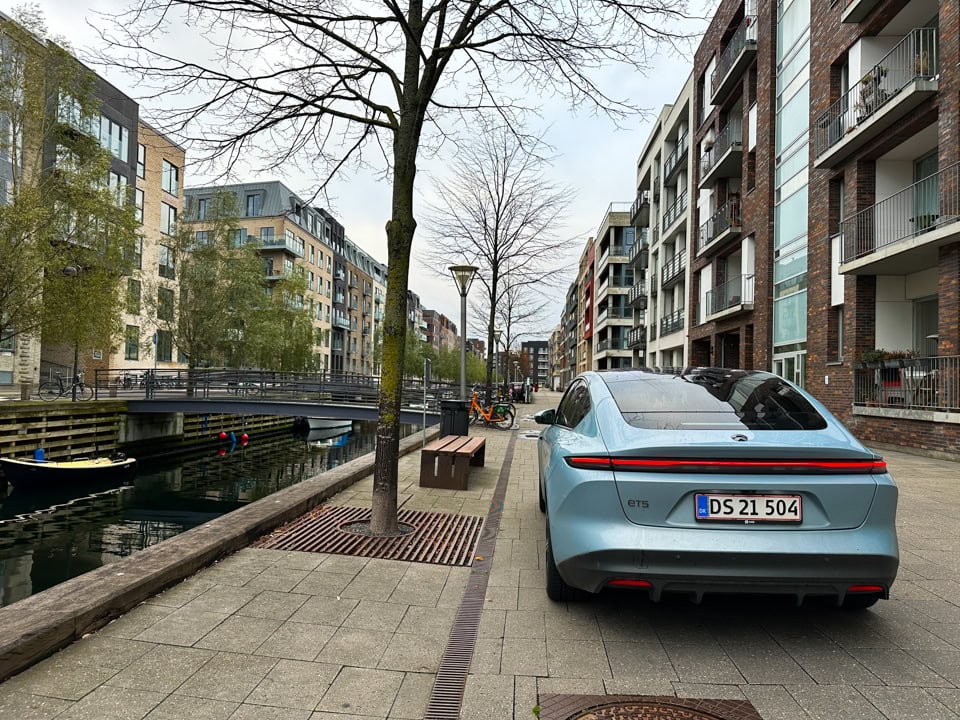 Nio ET5