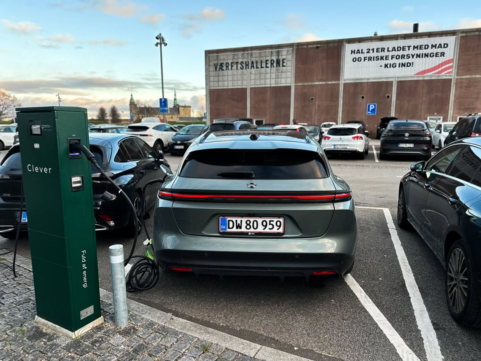 Nio ET5
