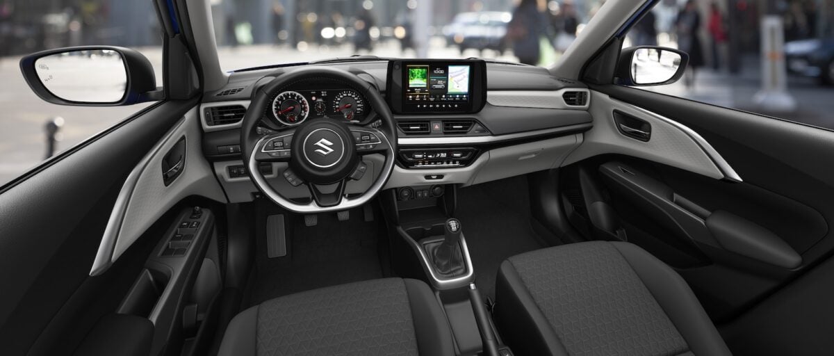 Suzuki Swift 2024 interni