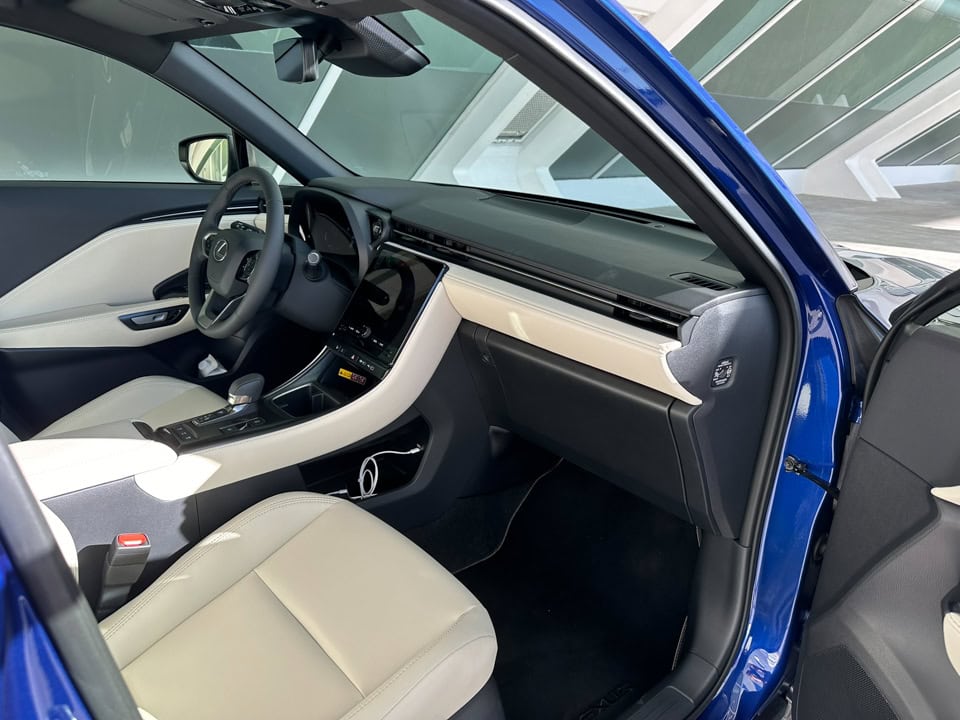 Lexus LBX