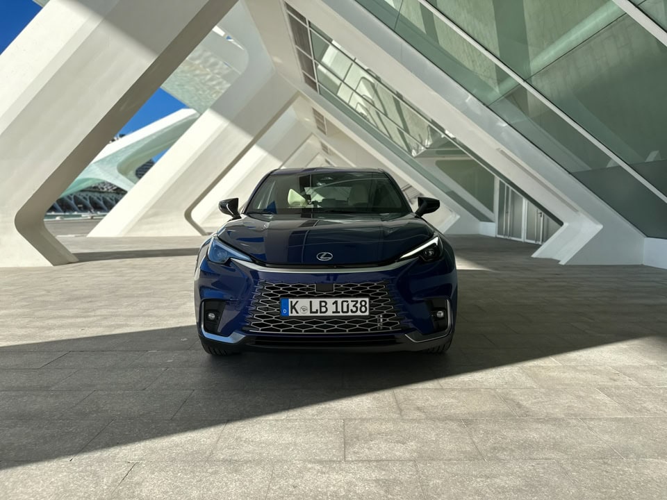Lexus LBX