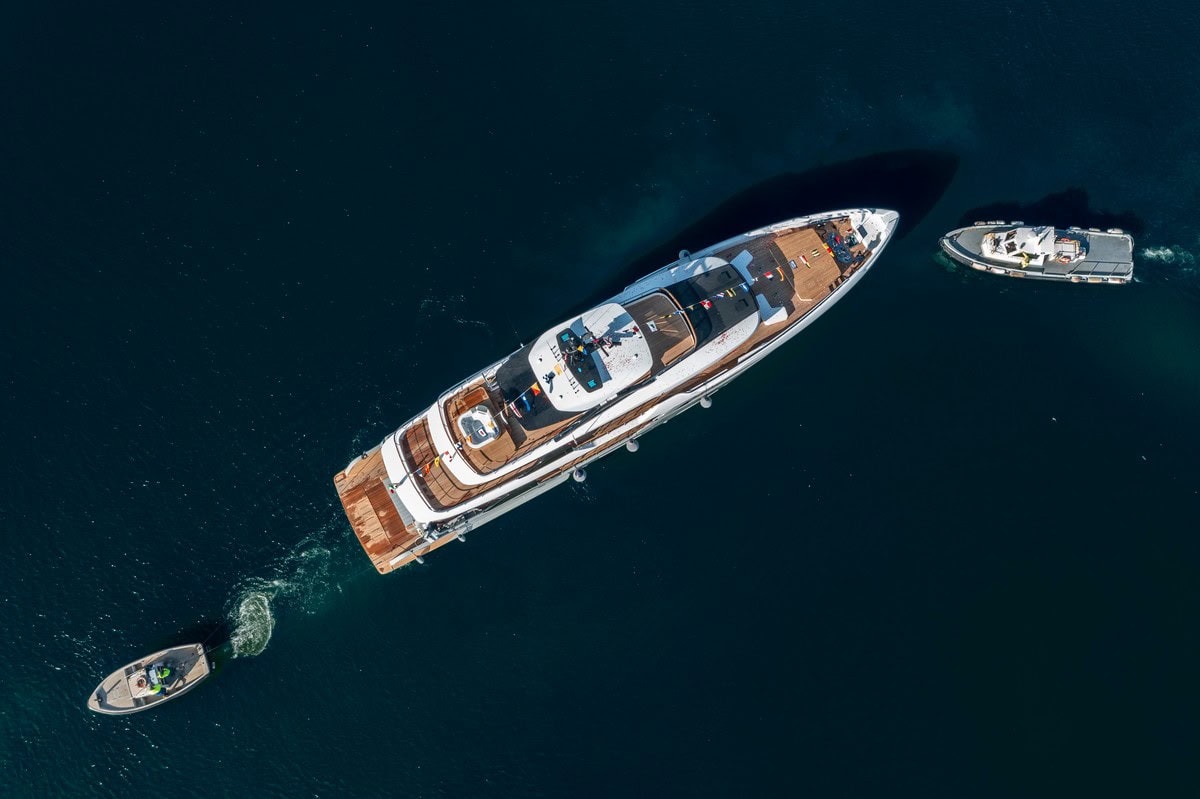Custom Line Navetta 38