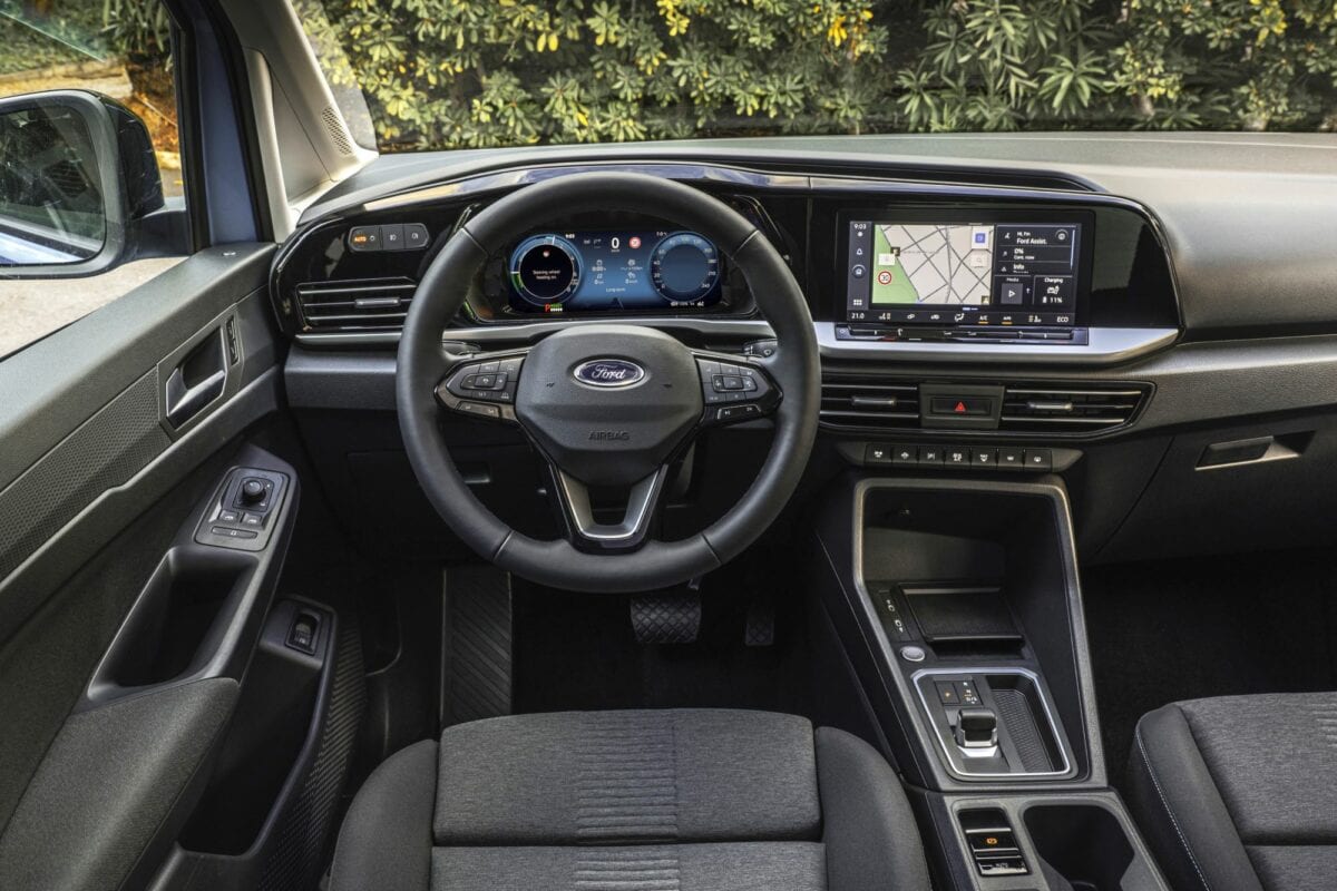 Ford Tourneo Connect PHEV Interni