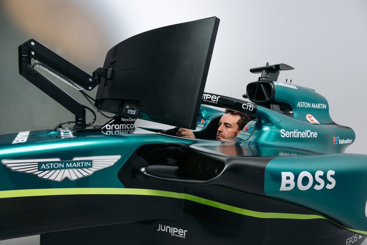 Simulatore AMR24 Aston Martin F1