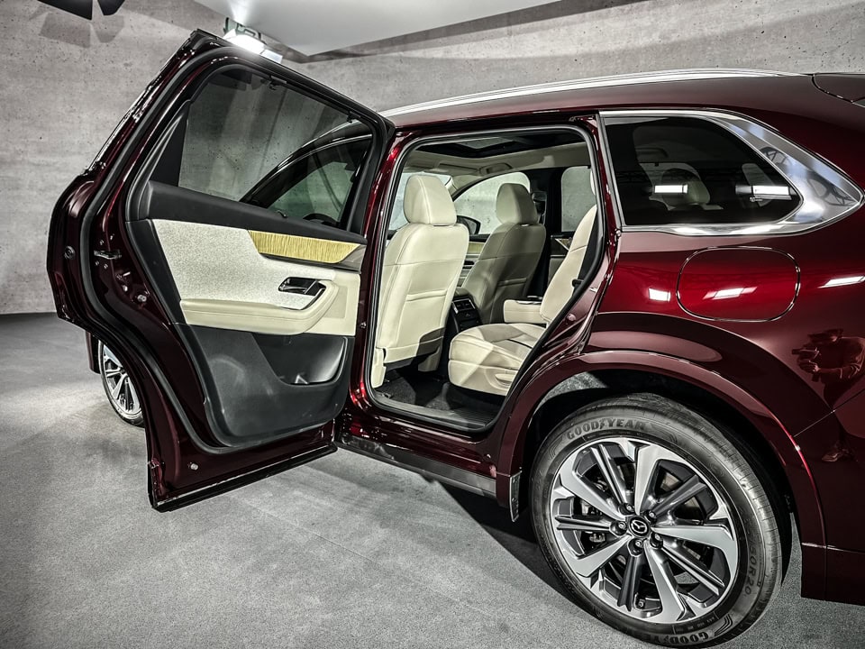 Mazda CX-80