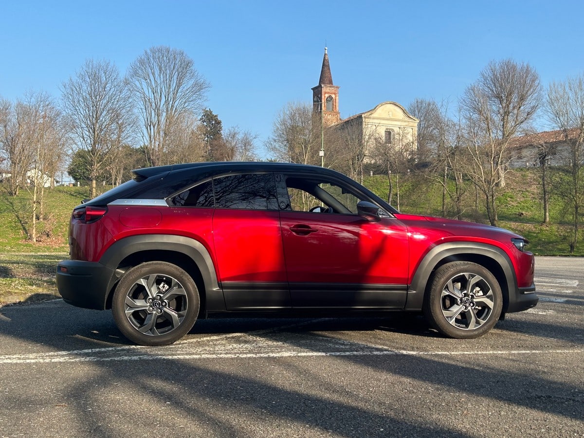 Mazda MX-30 e-SKYACTIV EV
