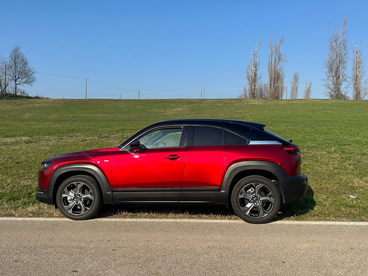 Mazda MX-30 e-SKYACTIV EV