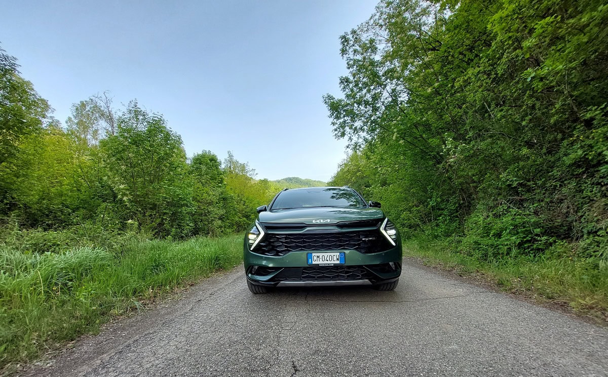 Kia Sportage Phev su strada