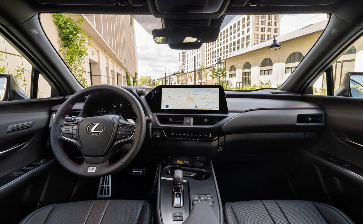 Lexus UX300H 2024