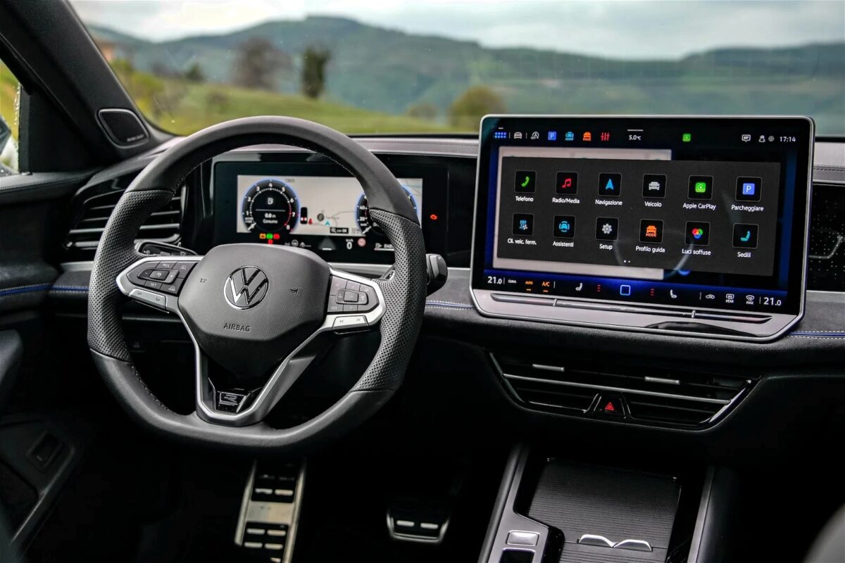 Volkswagen Passat 2024