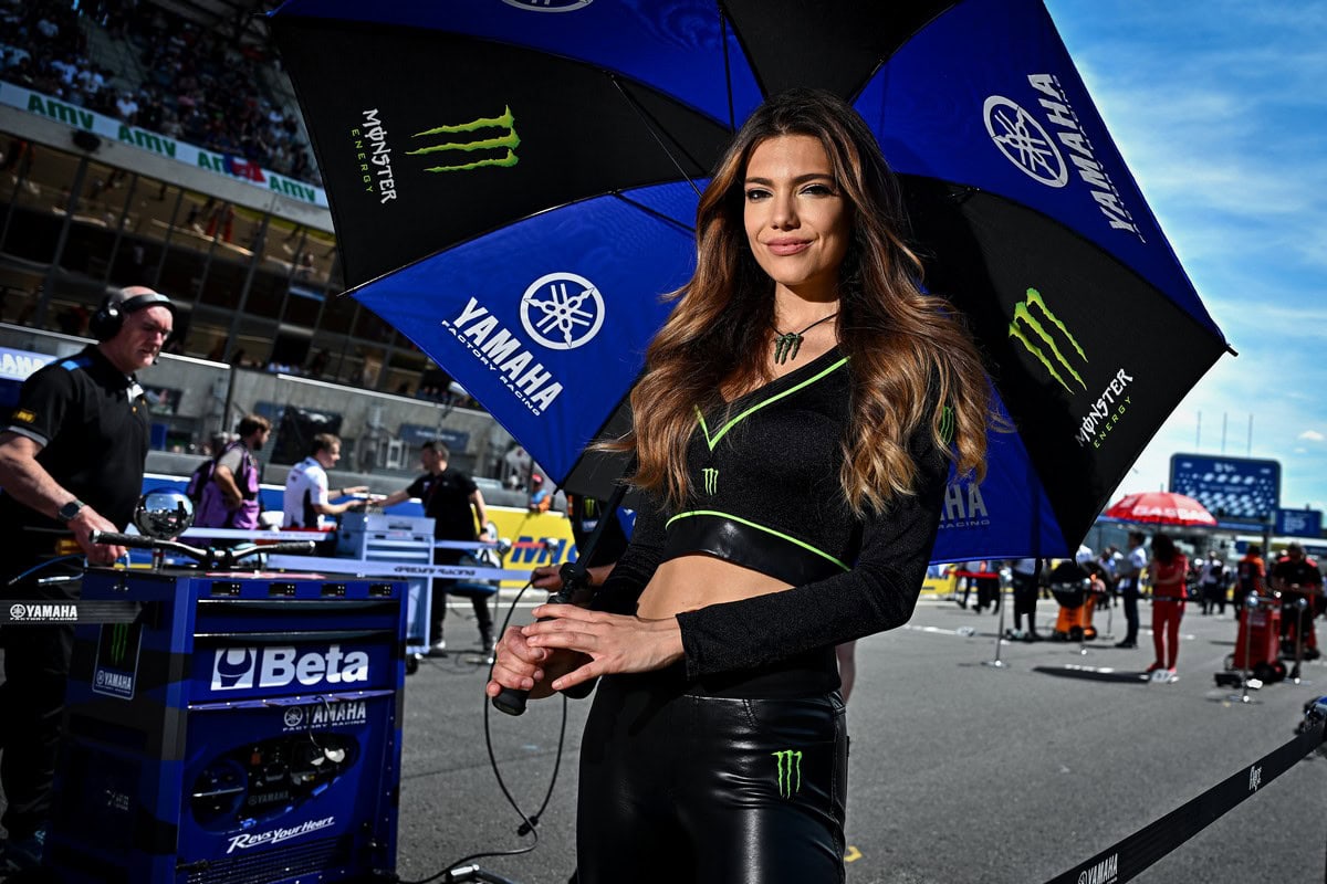 Yamaha Racing Girls MotoGP Le Mans 2024