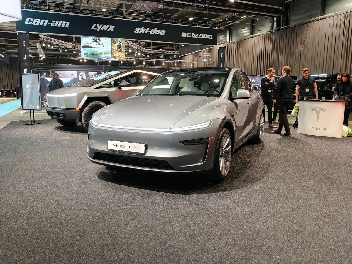 Nuova Tesla Model Y
