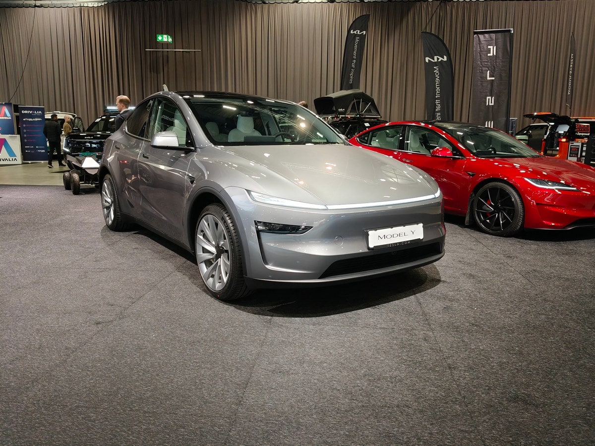Nuova Tesla Model Y