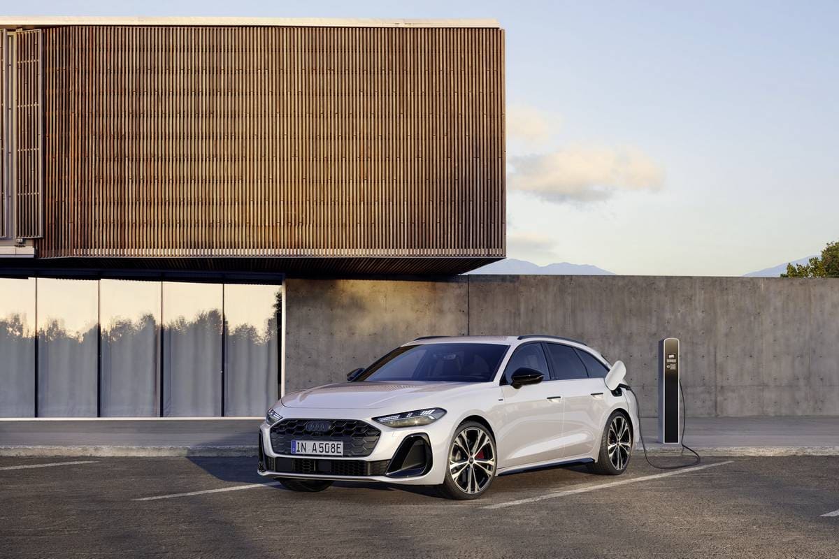 Audi A5 plug-in