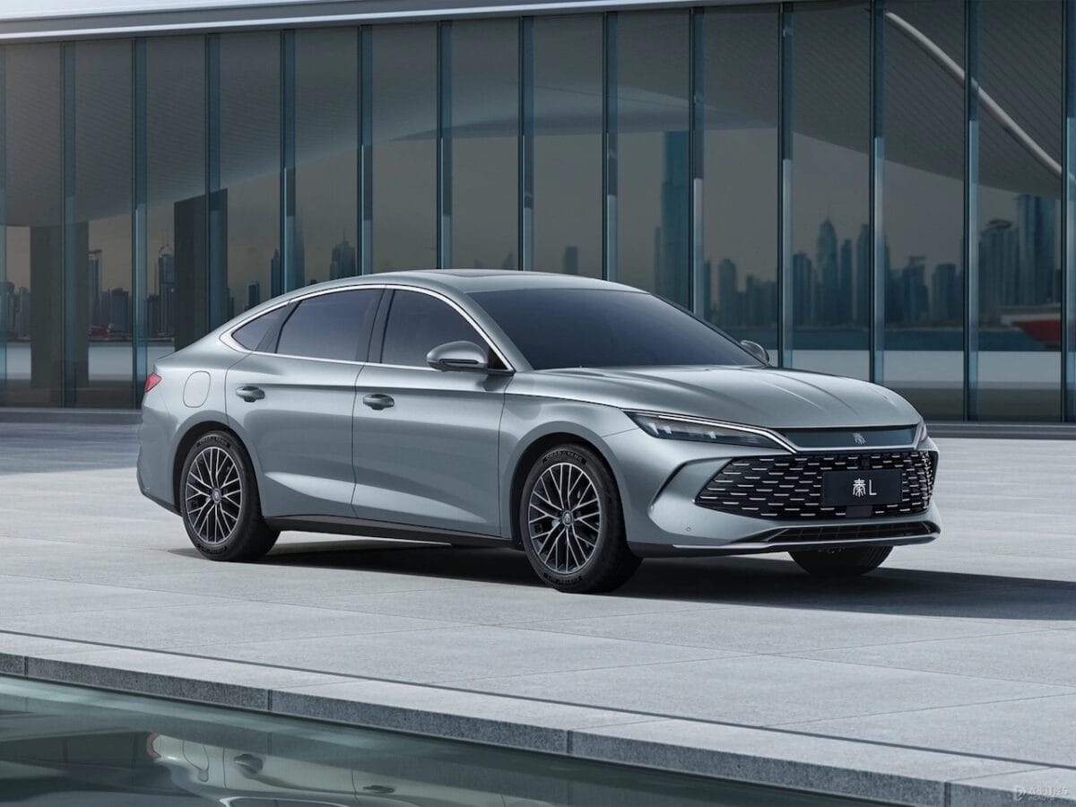 BYD Qin L side