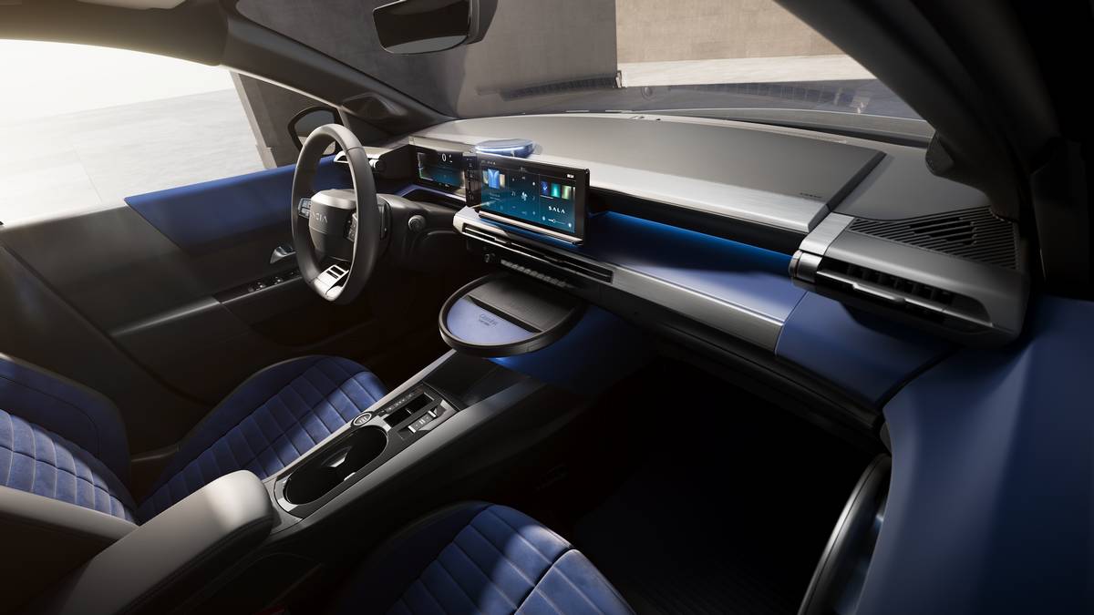 Lancia Ypsilon Edizione Cassina Milano Design Week 2025