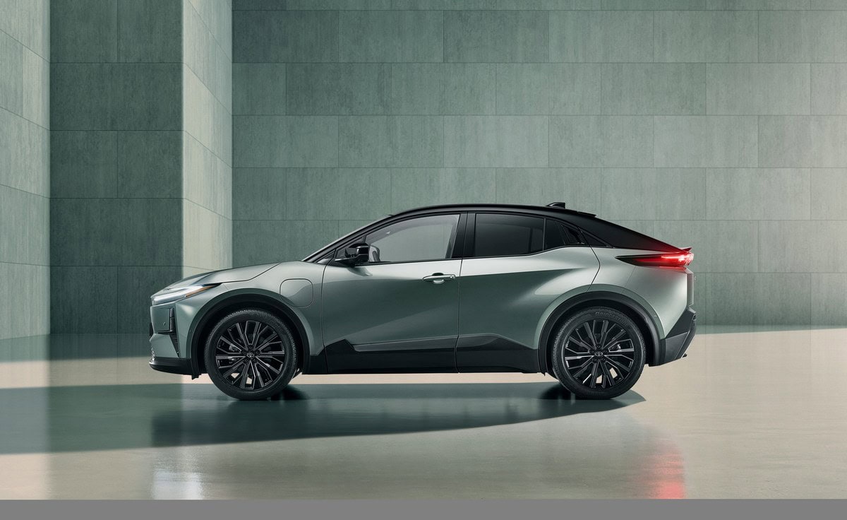 Toyota C-HR+
