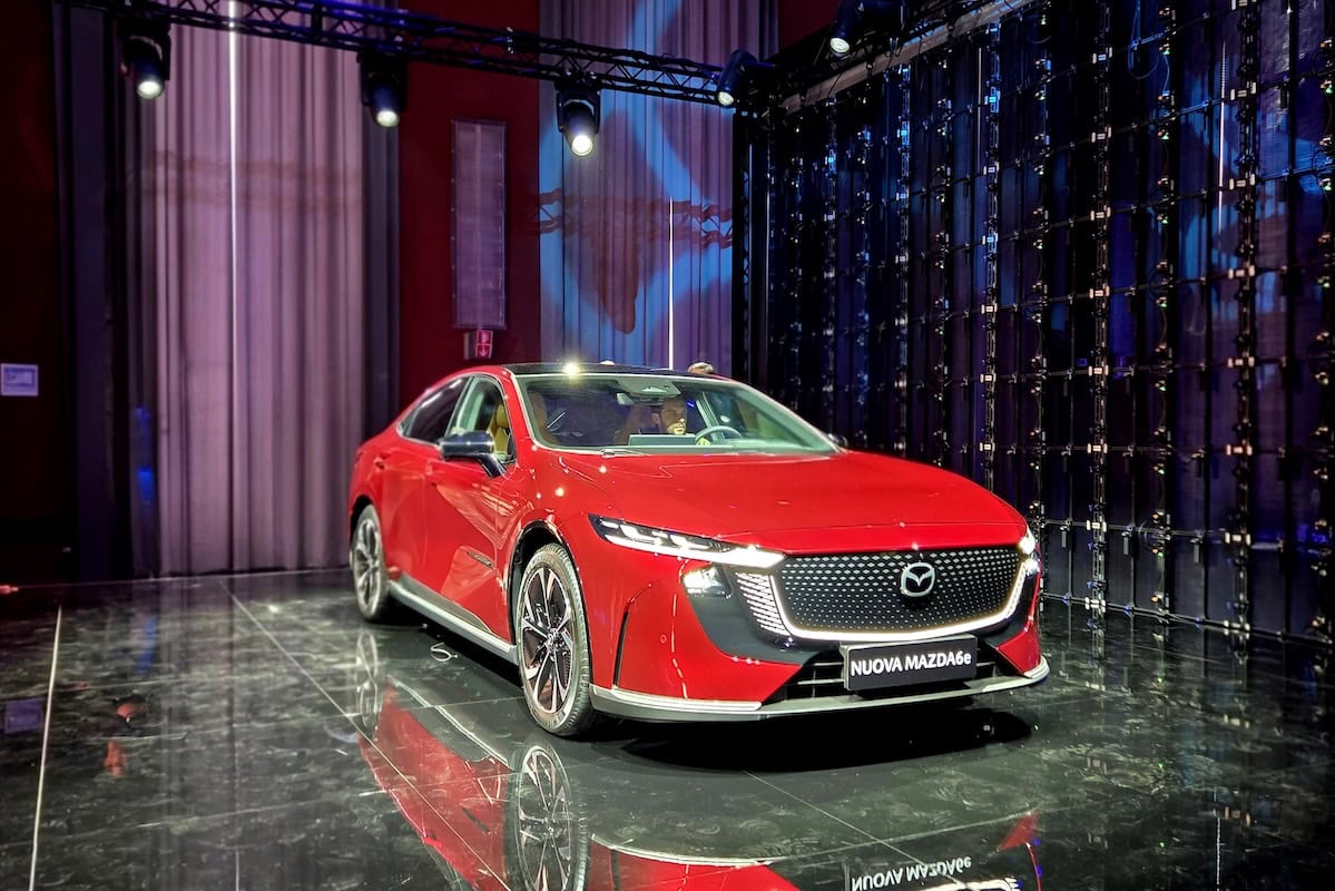 Mazda 6e