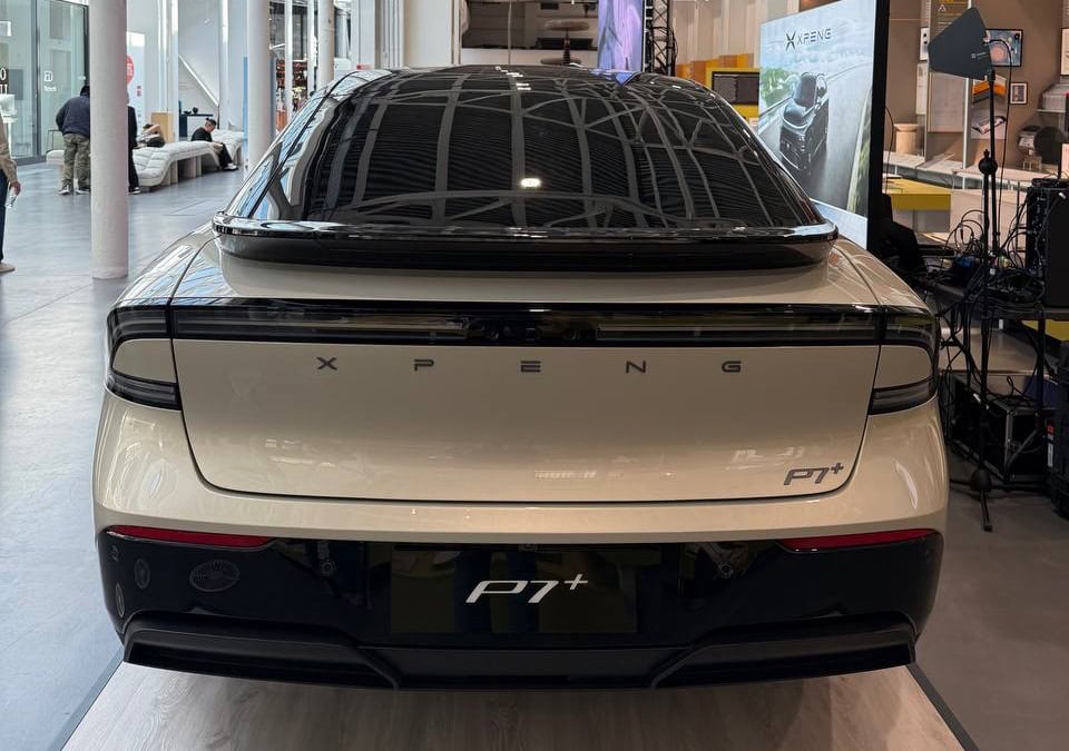 XPENG P7+ 2025 Live Milano