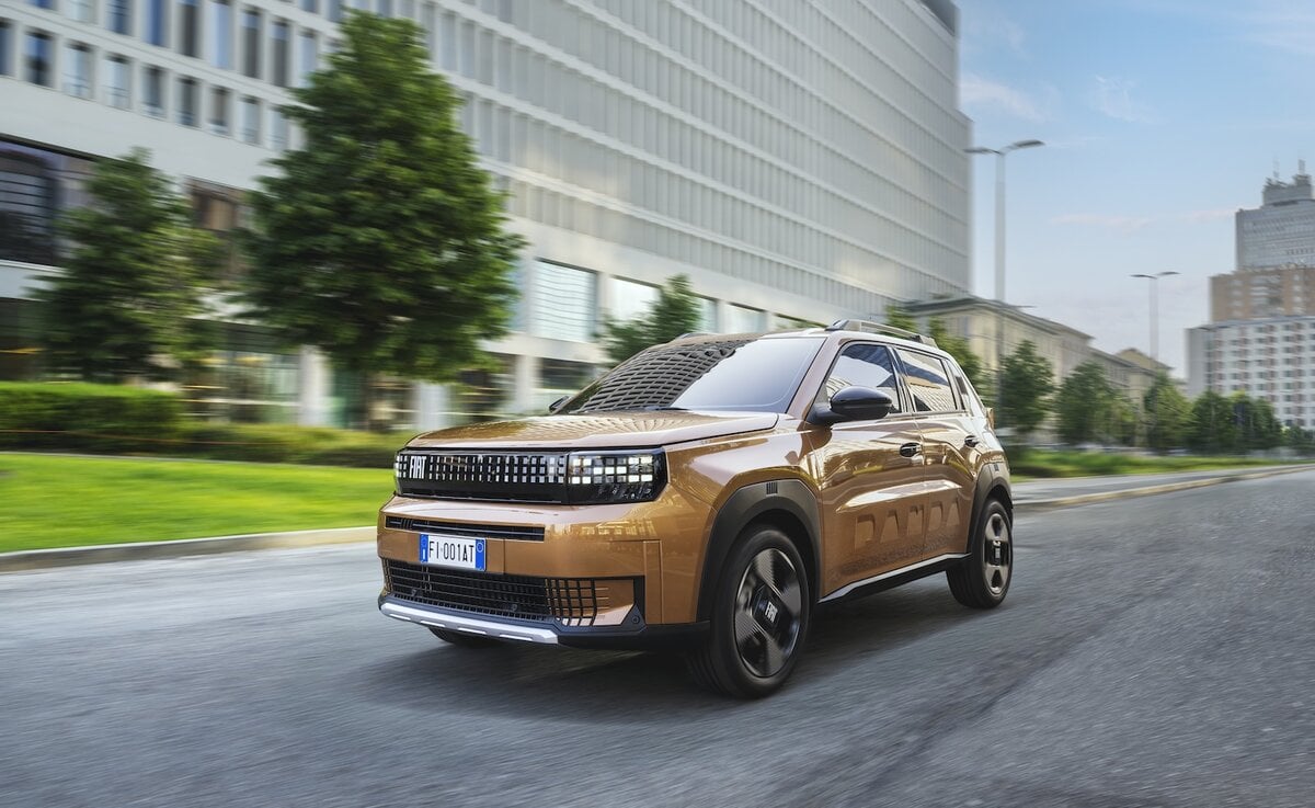 Fiat Grande Panda Hybrid 2025