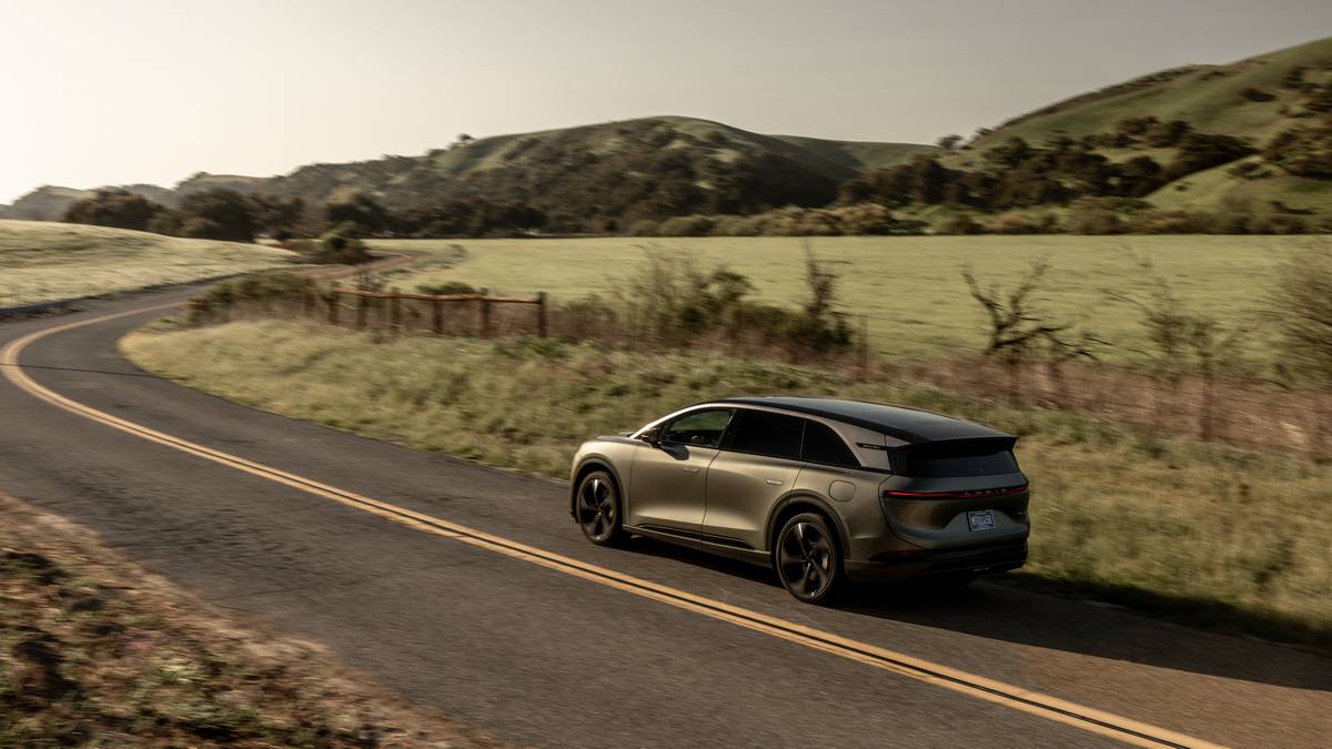Lucid Gravity Grand Touring
