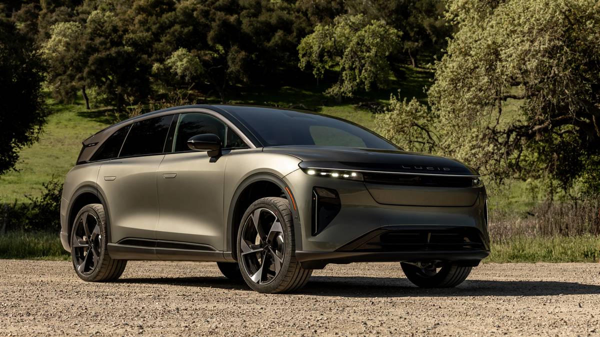 Lucid Gravity Grand Touring