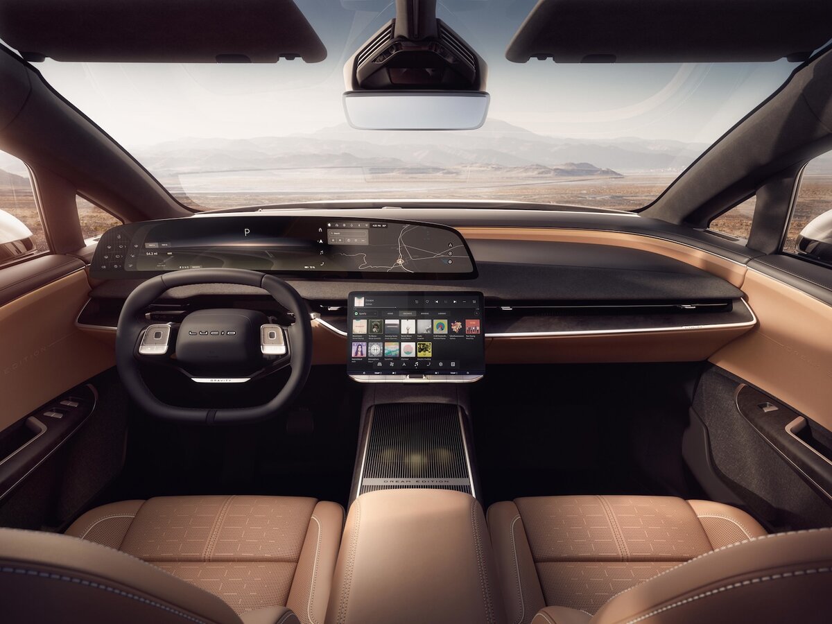 Lucid Gravity Grand Touring 