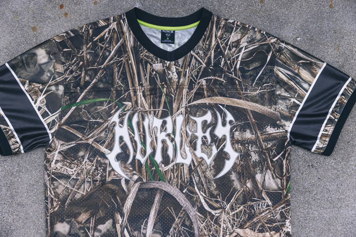 Hurley Travis Barker