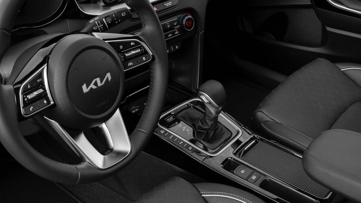 Kia XCeed 2025 interni