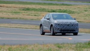 Nissan Leaf 2025